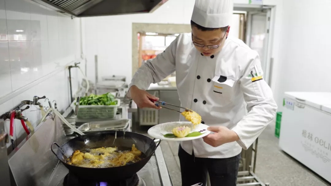 640.webp (14) 澳门信誉平台推荐网站