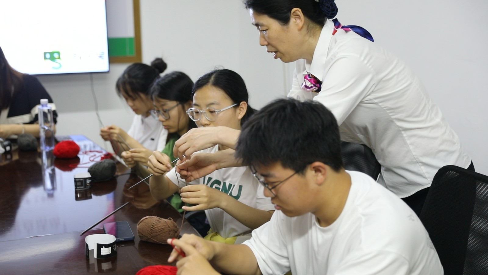 电影和电视 2024_5_27 15_11_24